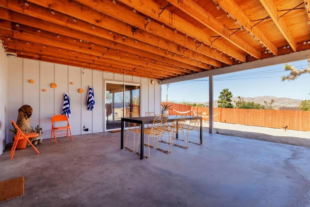 Made In The Shade - Central, Hot Tub, Ac, Sleeps 8 Villa Joshua Tree Exteriör bild